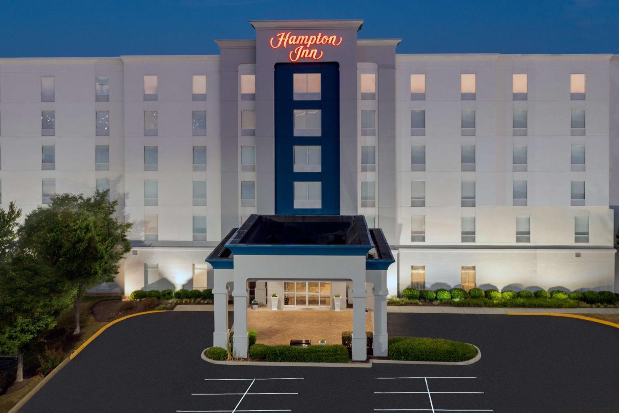 Hampton Inn Petersburg - Southpark Mall Колоніал-Гайтс Екстер'єр фото