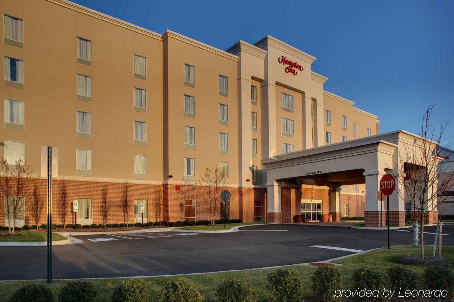 Hampton Inn Petersburg - Southpark Mall Колоніал-Гайтс Екстер'єр фото